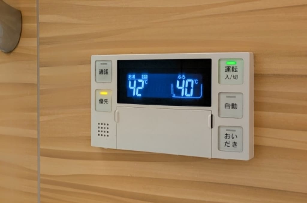 故障した給湯器のイメージ